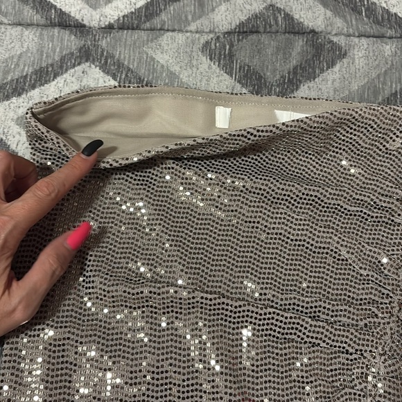 NWOT Astr the label Sequin Embellished Skirt - Picture 8 of 9